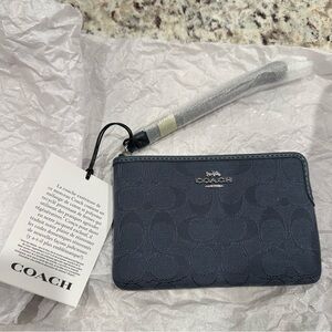 Corner Zip Wristlet In Signature Jacquard NWT